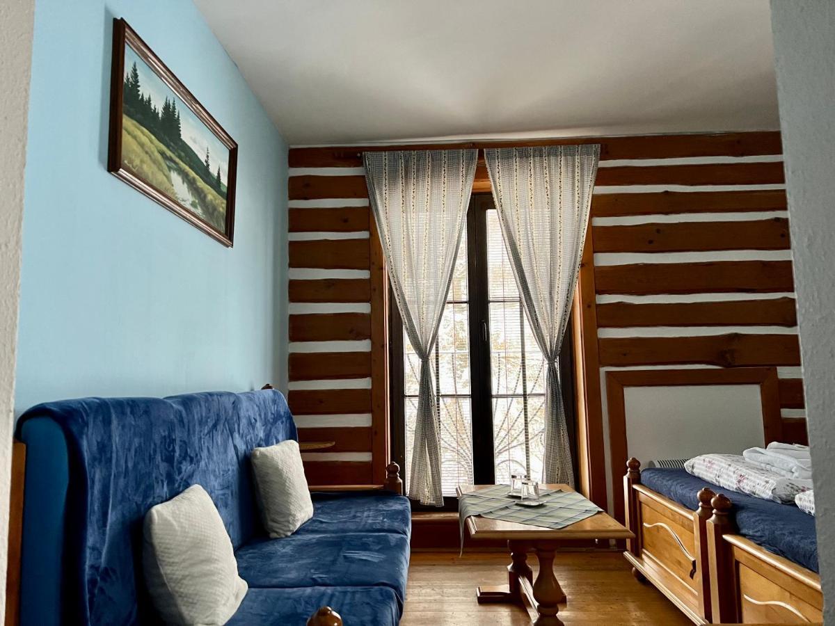 Hotel Na Vyhlidce โกเชนอฟ ภายนอก รูปภาพ