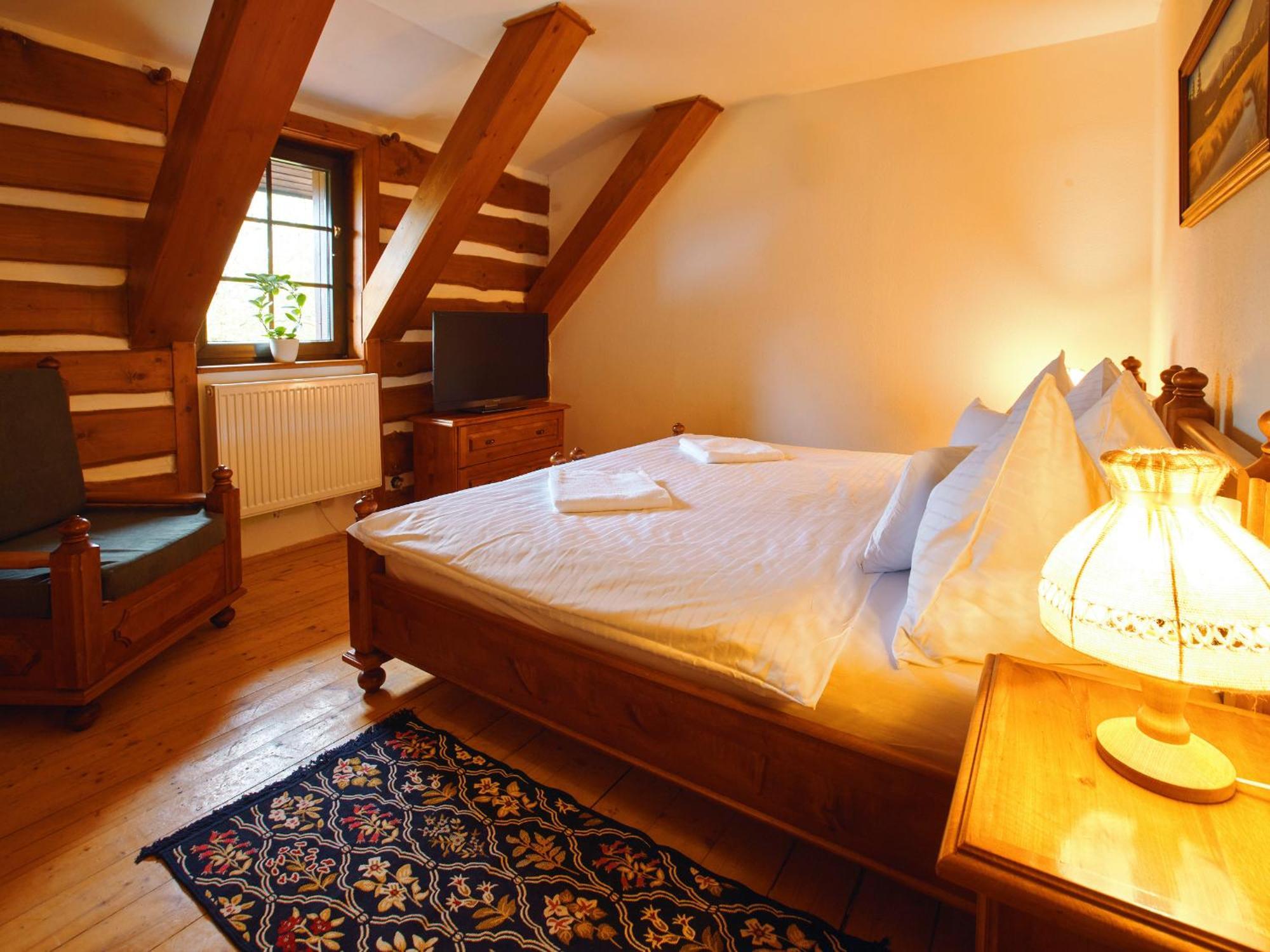 Hotel Na Vyhlidce โกเชนอฟ ภายนอก รูปภาพ