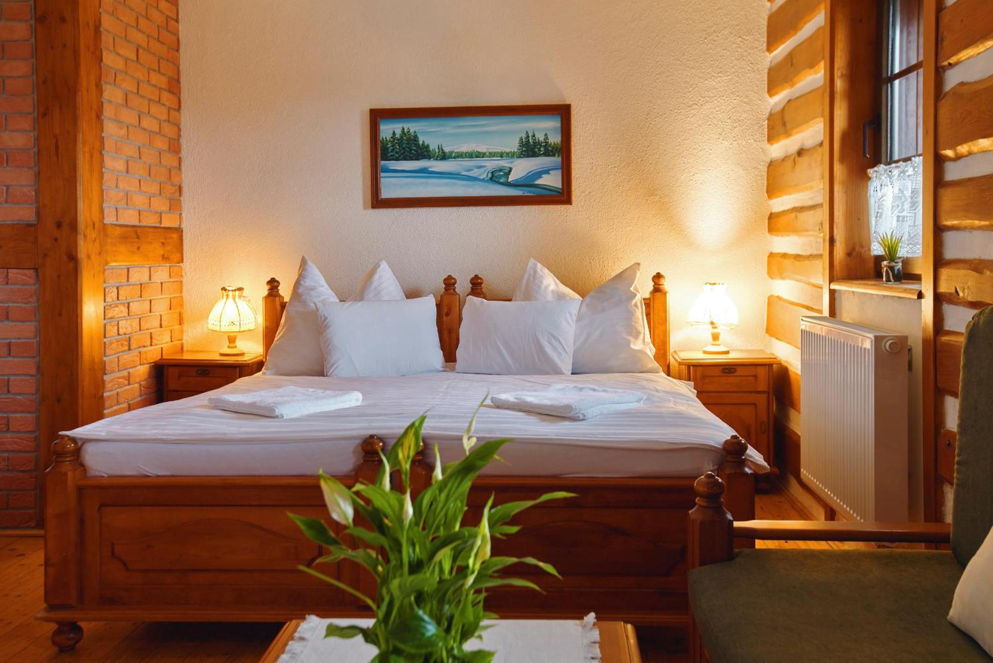 Hotel Na Vyhlidce โกเชนอฟ ภายนอก รูปภาพ