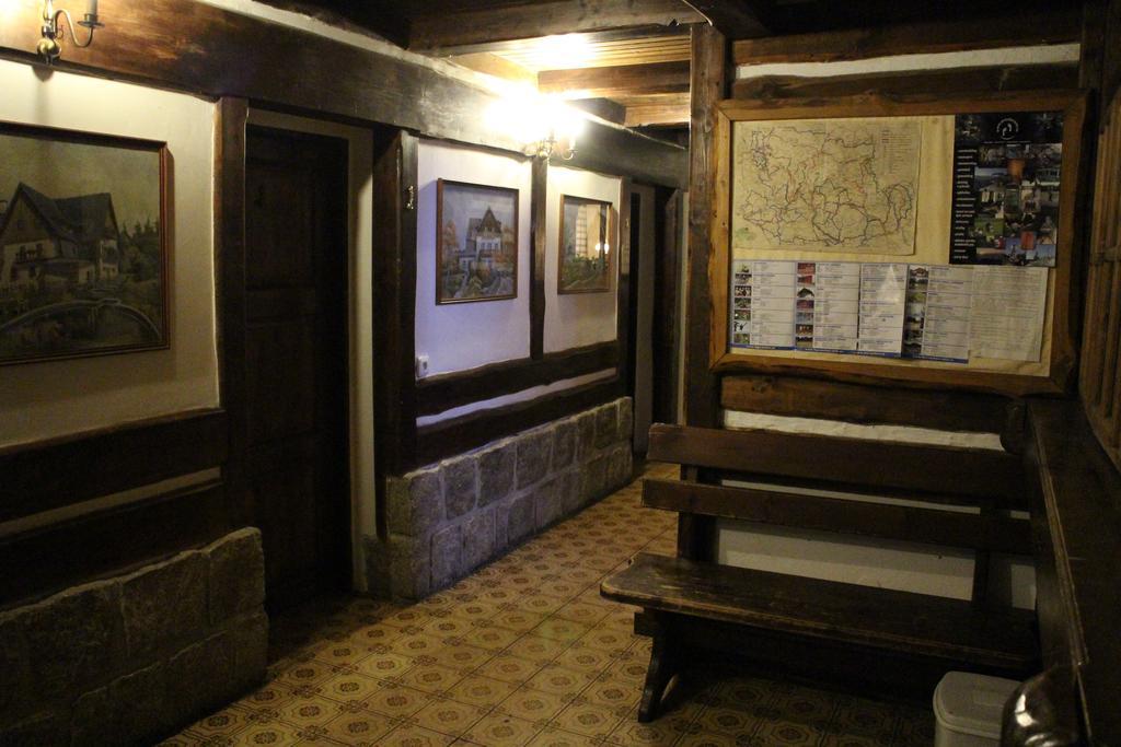Hotel Na Vyhlidce โกเชนอฟ ภายนอก รูปภาพ