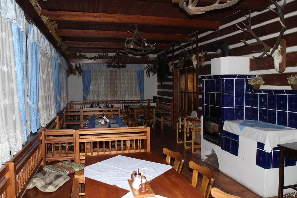 Hotel Na Vyhlidce โกเชนอฟ ภายนอก รูปภาพ